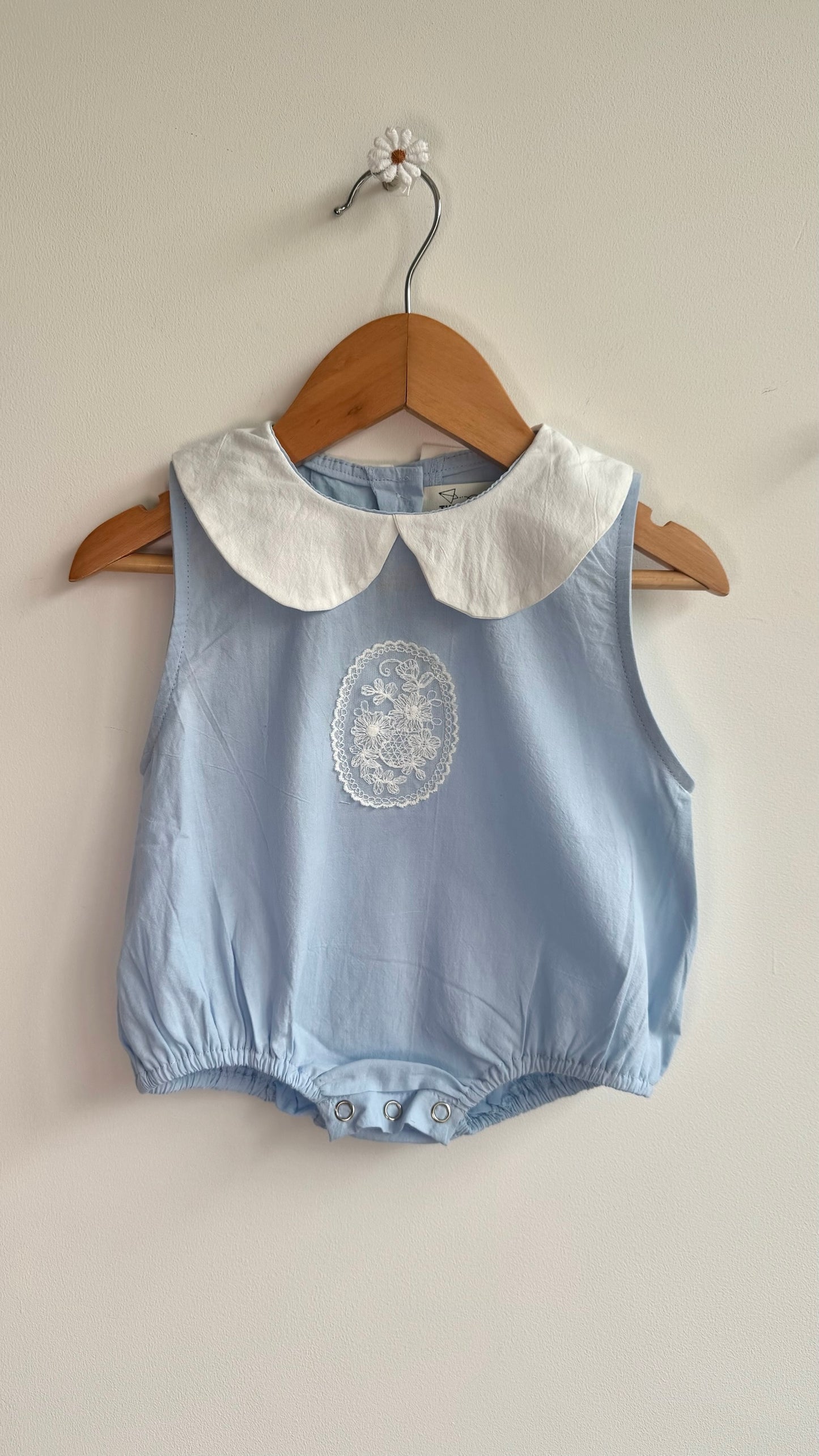 Girls - Matchy-Matchy Vintage Romper and Dress With White Collars