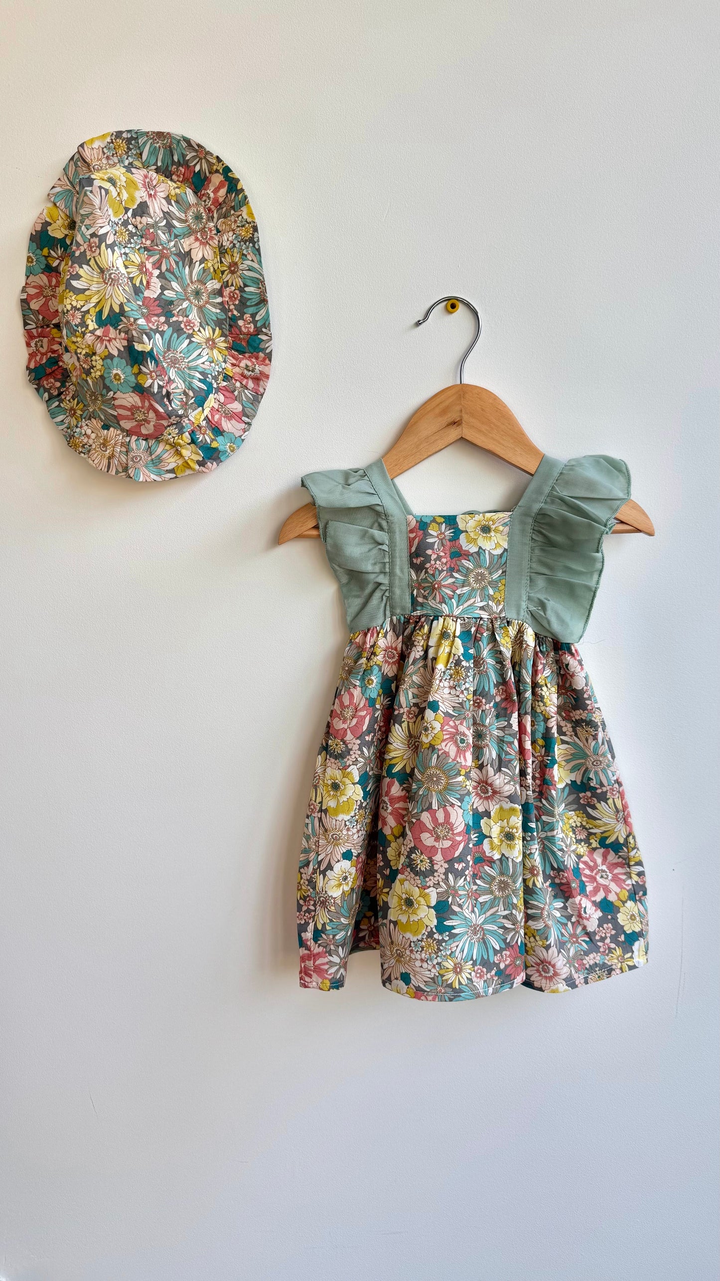 Girls - Summer Floral Dress with Hat